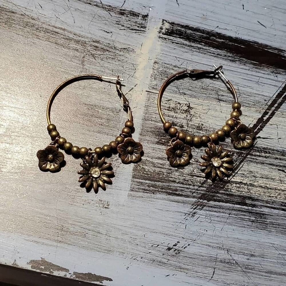 Lucky brand‎ flower dangly hoops earrings
